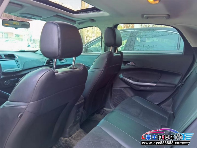 21年福特福睿斯轿车抵押车出售