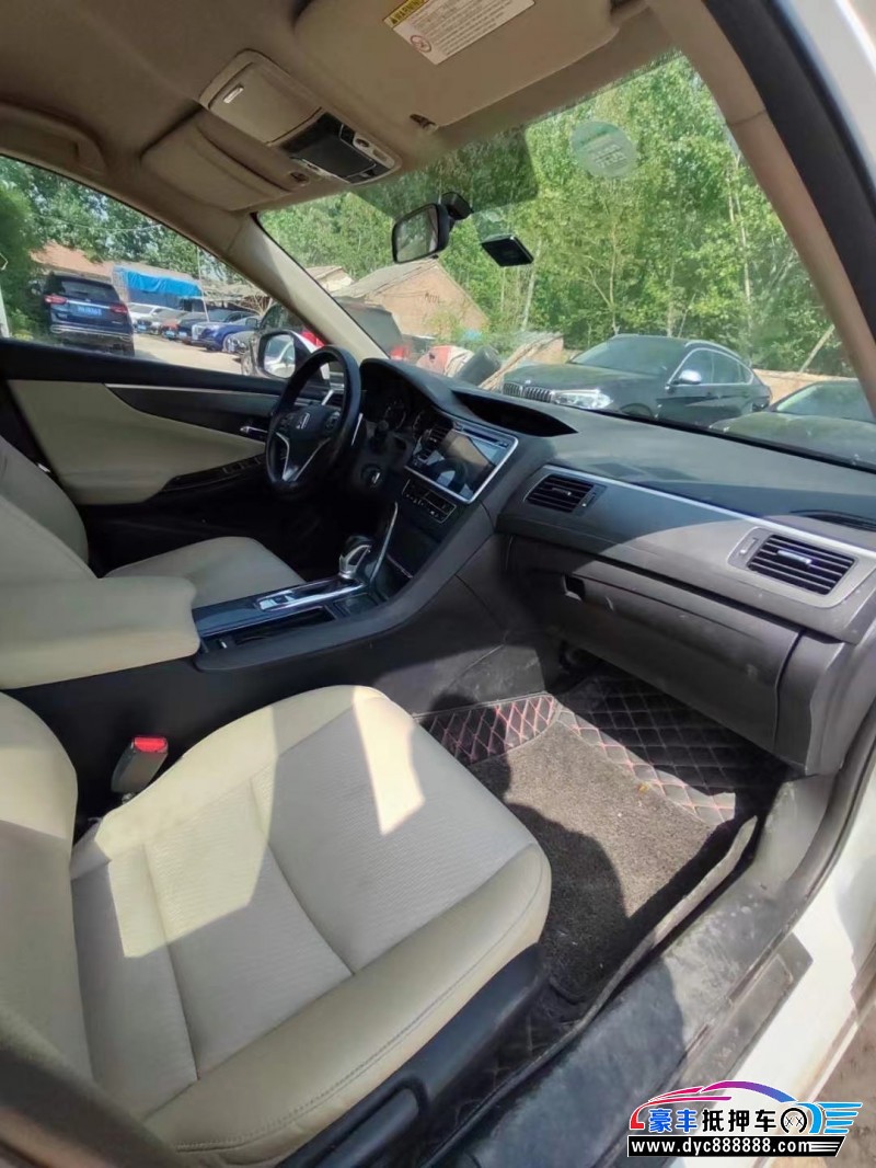 16年本田思铂睿轿车抵押车出售