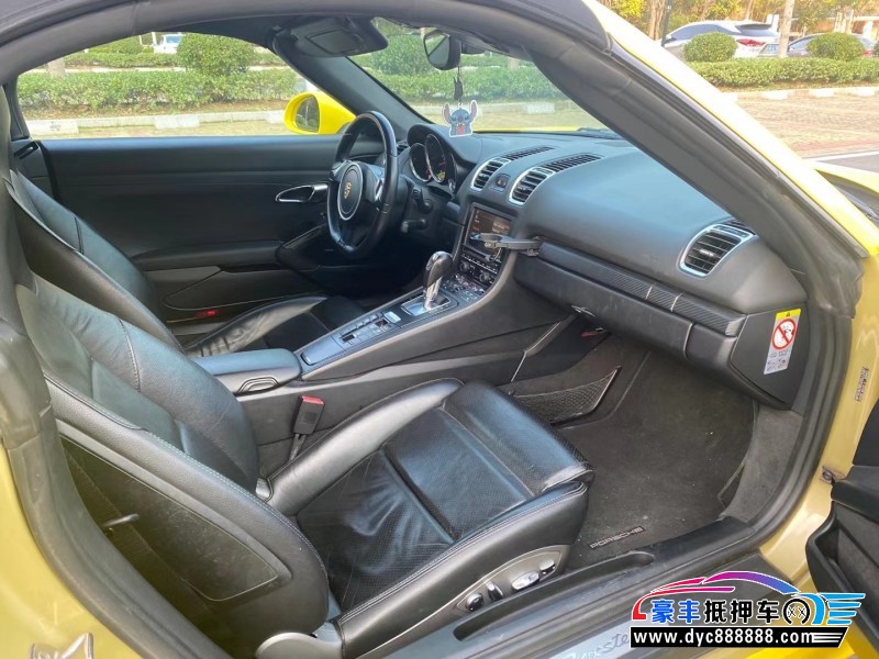 13年保时捷Boxster轿车抵押车出售