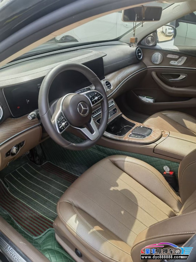 19年奔驰E轿车抵押车出售