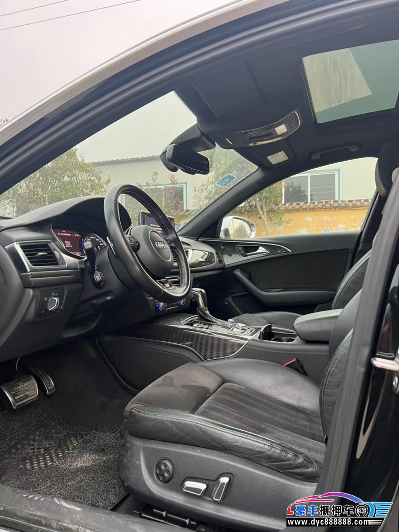 18年奥迪S6轿车抵押车出售