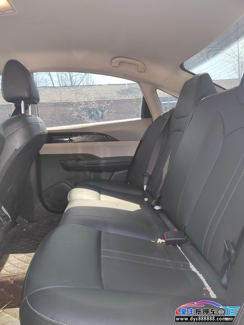 22年东风风神E70轿车抵押车出售