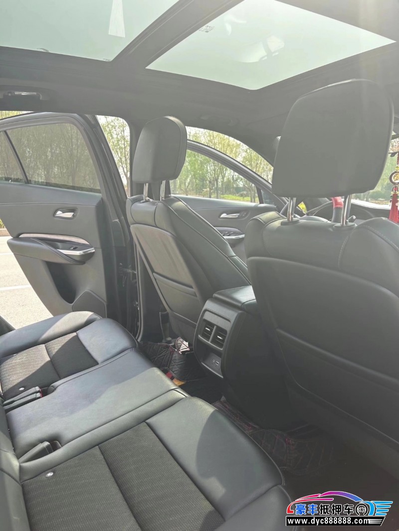 20年凯迪拉克XT4轿车抵押车出售