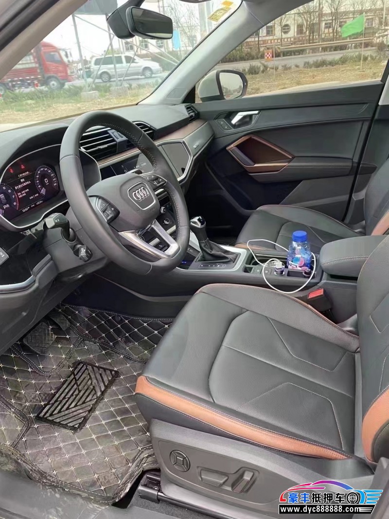 21年奥迪Q3轿车抵押车出售