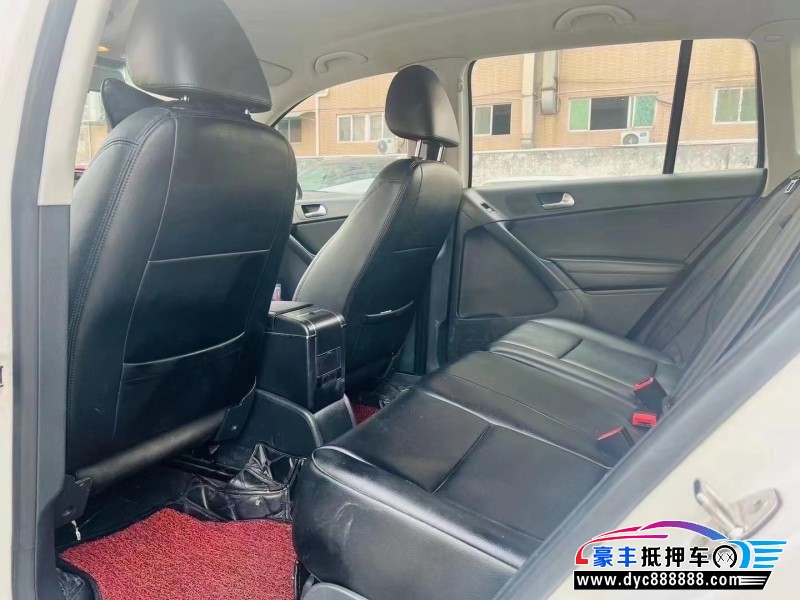 15年大众途观轿车抵押车出售