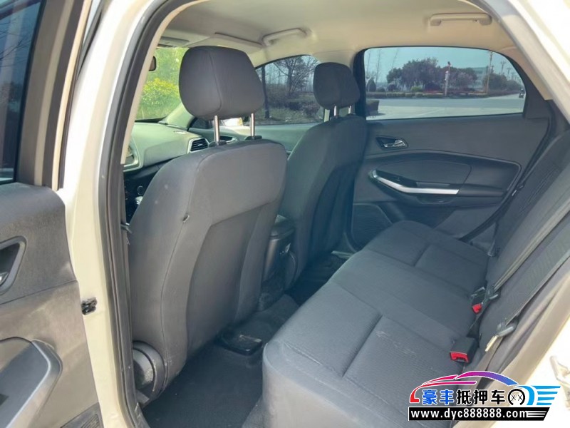 21年福特福睿斯轿车抵押车出售