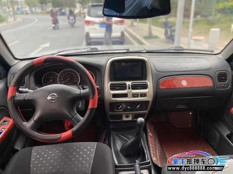 12年日产帕拉丁SUV抵押车出售