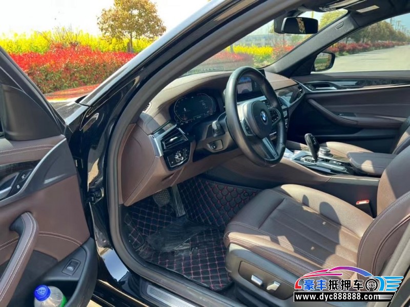 20年宝马5系轿车抵押车出售