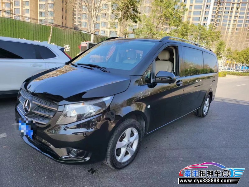 19年奔驰威霆轿车抵押车出售