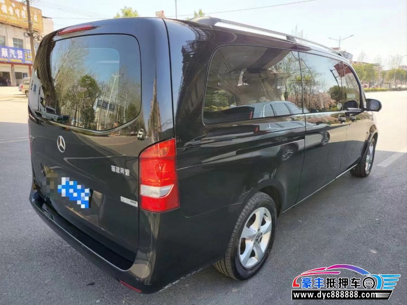 19年奔驰威霆轿车抵押车出售