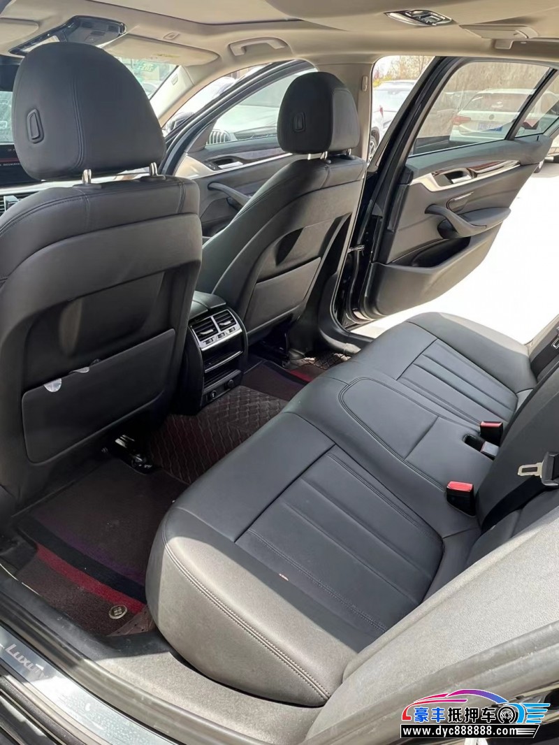 18年宝马5系轿车抵押车出售