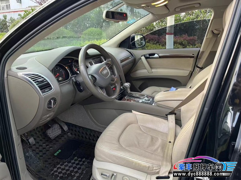 12年奥迪Q7SUV抵押车出售