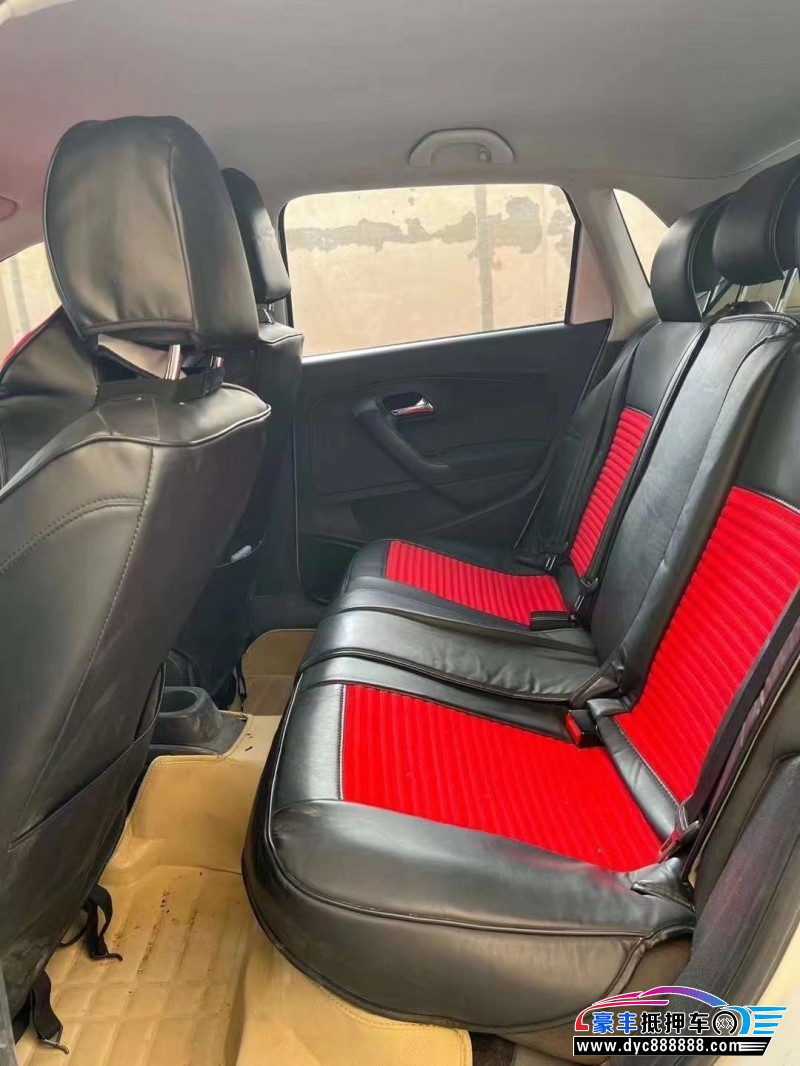 16年大众poloSUV抵押车出售