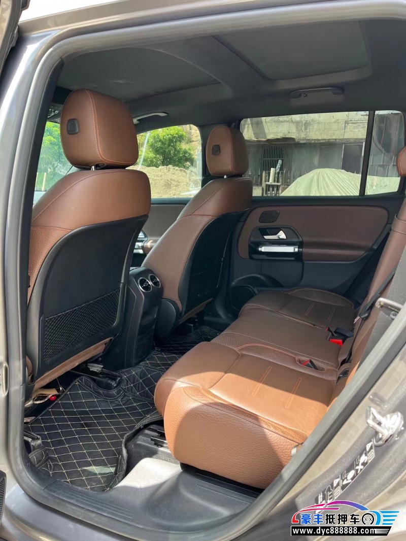 20年奔驰GLB轿车抵押车出售