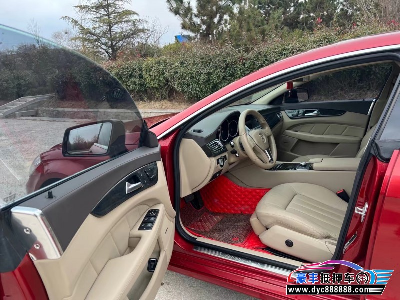 13年奔驰CLS级轿车抵押车出售