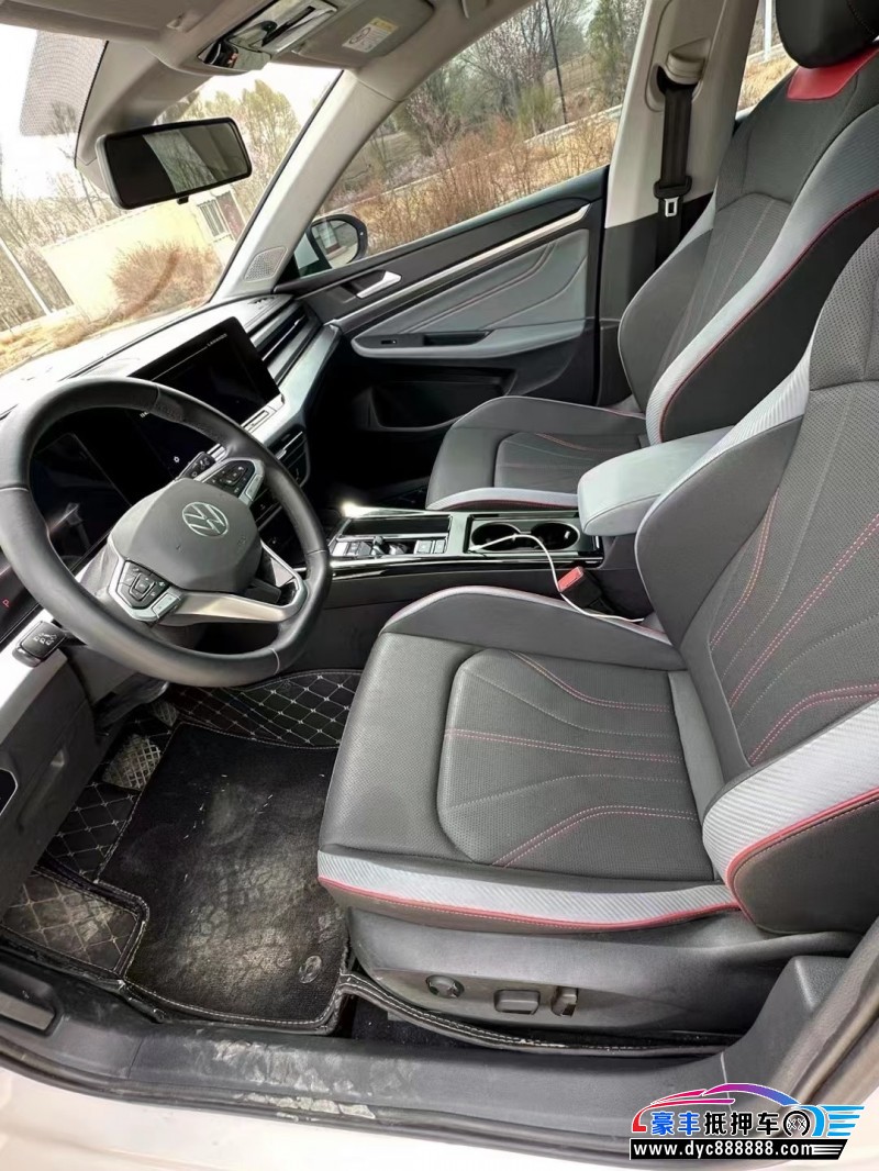 22年大众凌渡轿车抵押车出售