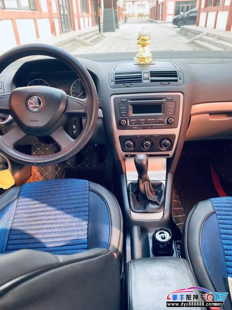 14年斯柯达明锐轿车抵押车出售