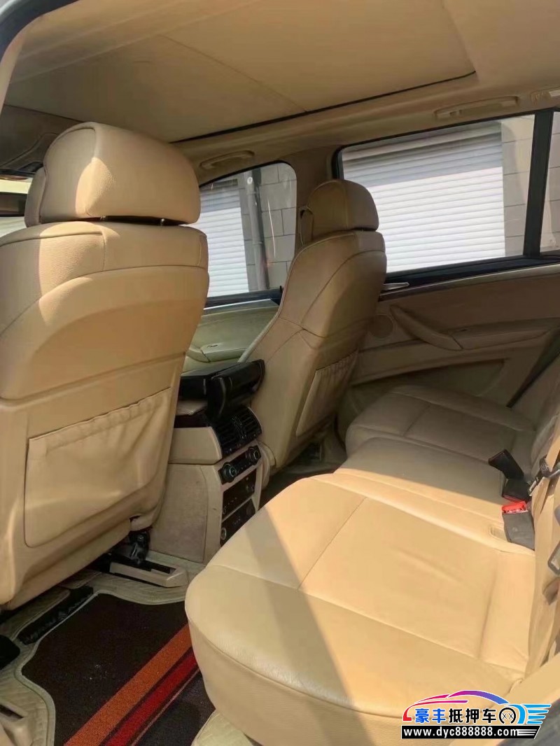 08年宝马X5轿车抵押车出售