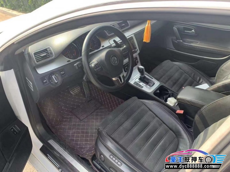 11年大众CC轿车抵押车出售