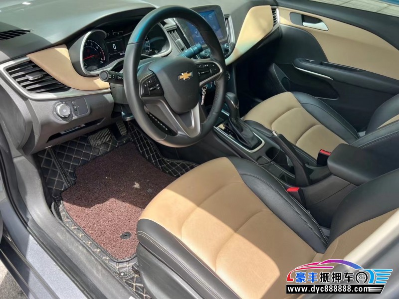 20年雪佛兰科鲁泽轿车抵押车出售