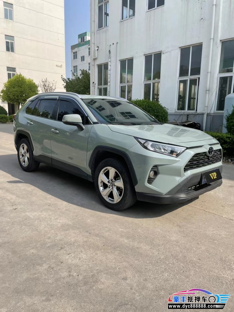 20年丰田RAV4荣放轿车抵押车出售