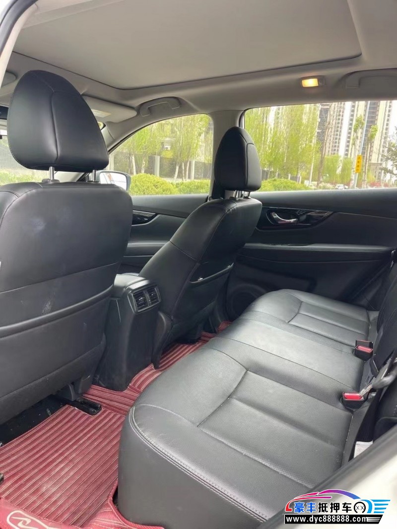 21年日产奇骏SUV抵押车出售