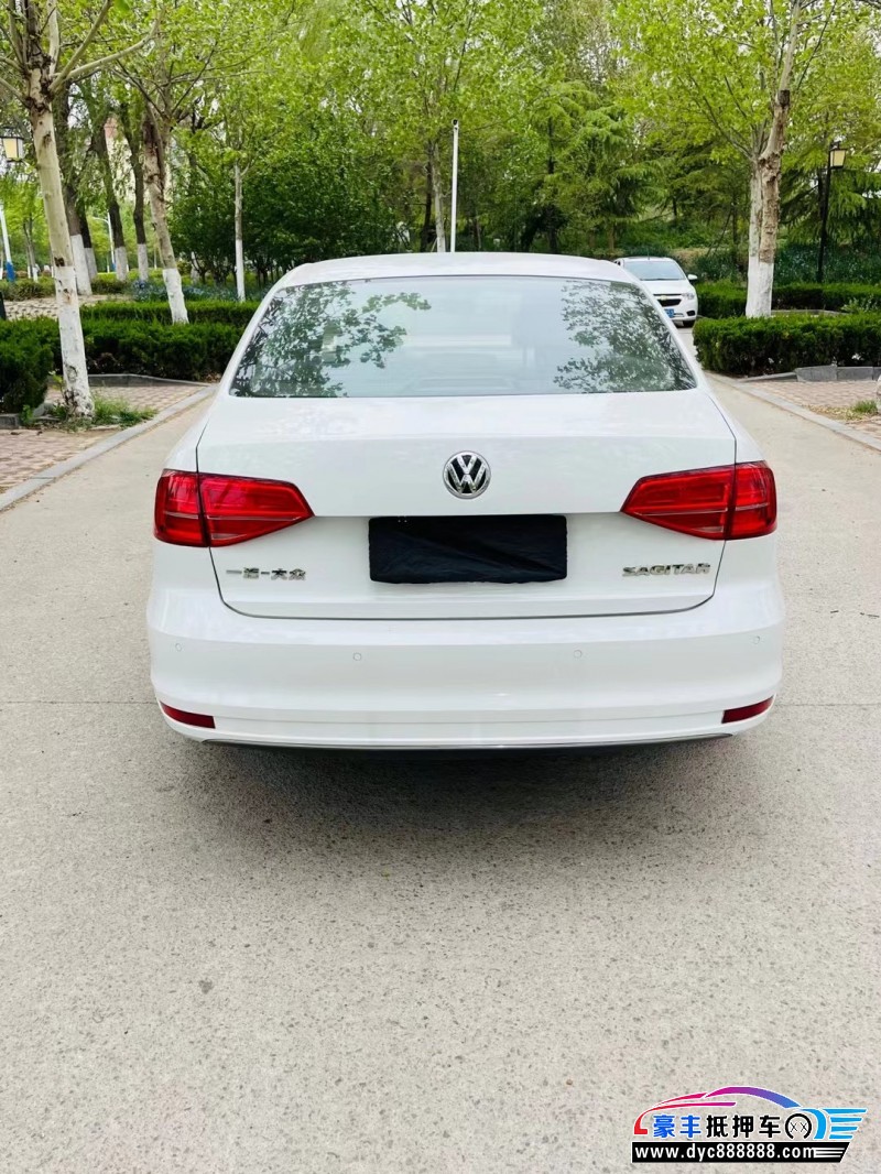 16年大众速腾轿车抵押车出售