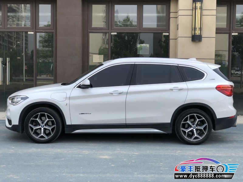 18年宝马X1SUV抵押车出售