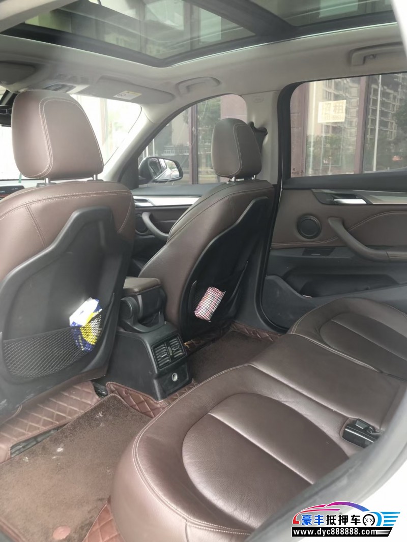 18年宝马X1SUV抵押车出售