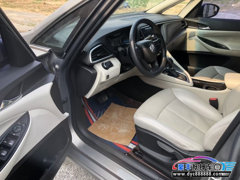 18年别克别克GL6MPV抵押车出售