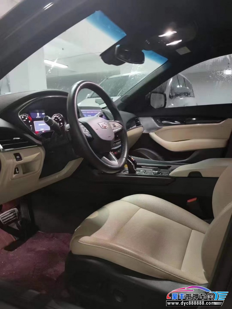 21年凯迪拉克CT5轿车抵押车出售