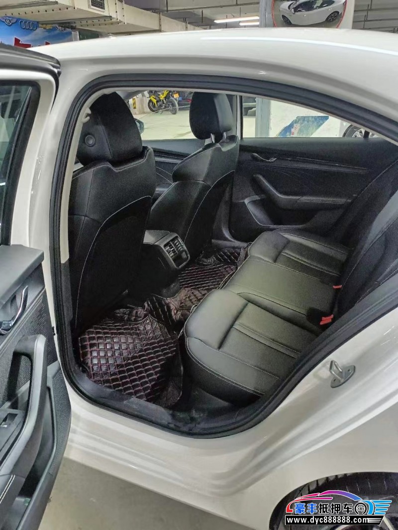 22年斯柯达明锐轿车抵押车出售