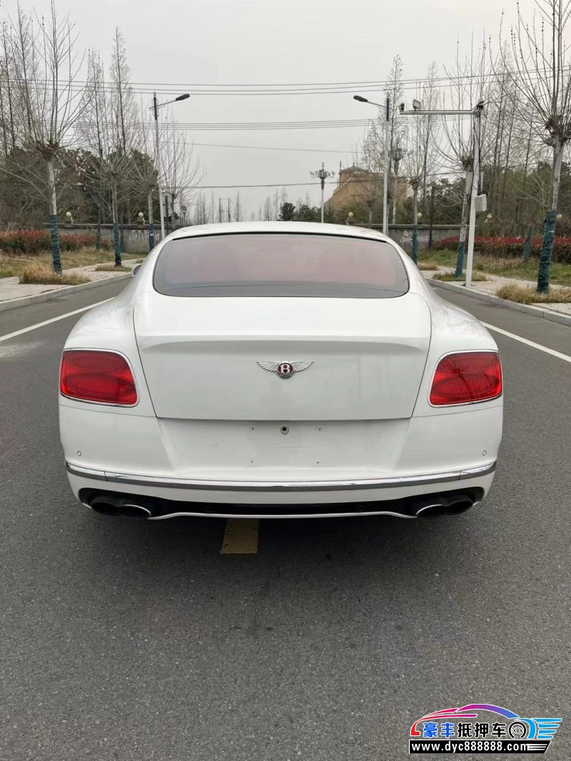 17年宾利欧陆轿车抵押车出售