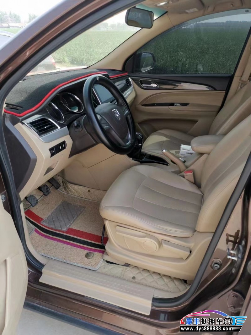 17年宝骏730轿车抵押车出售