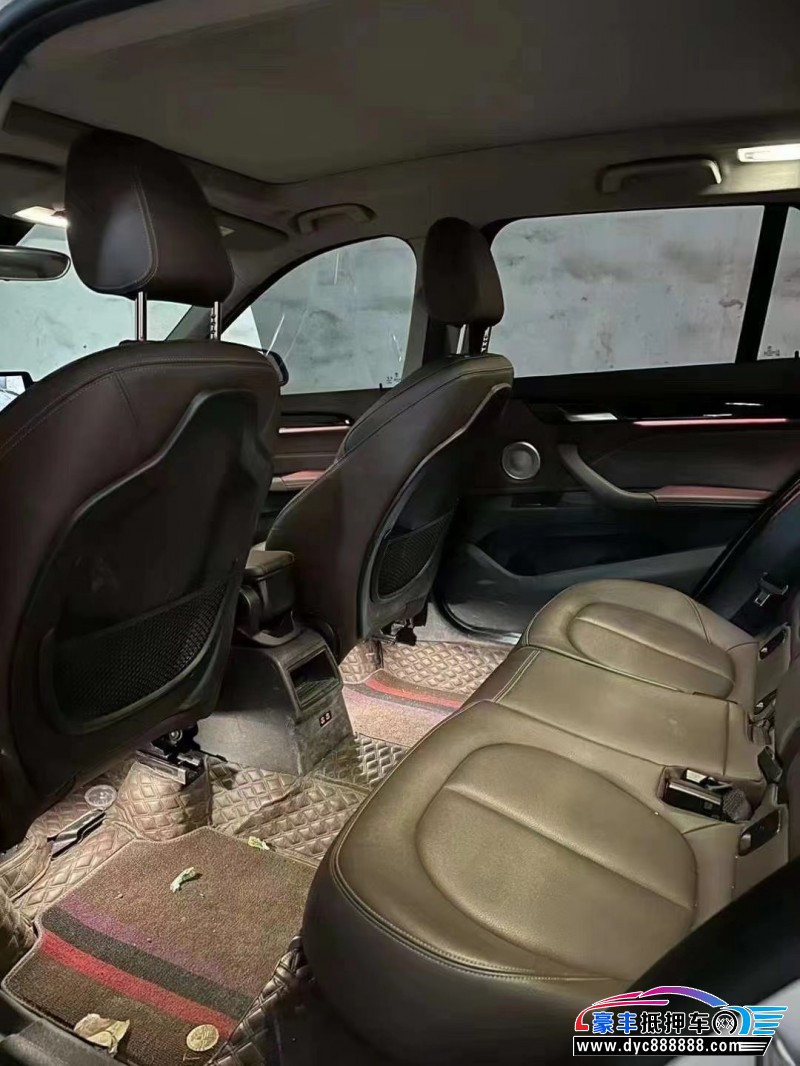 22年宝马X1SUV抵押车出售