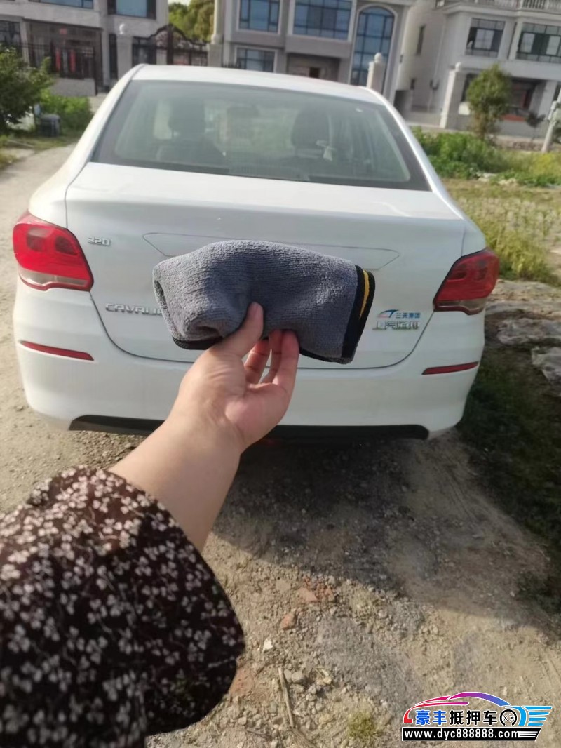 18年雪佛兰科沃兹轿车抵押车出售