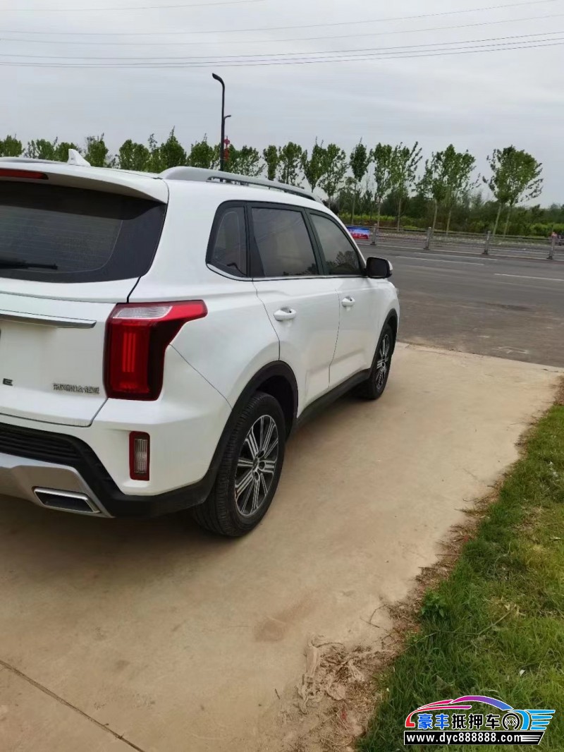 22年起亚智跑轿车抵押车出售