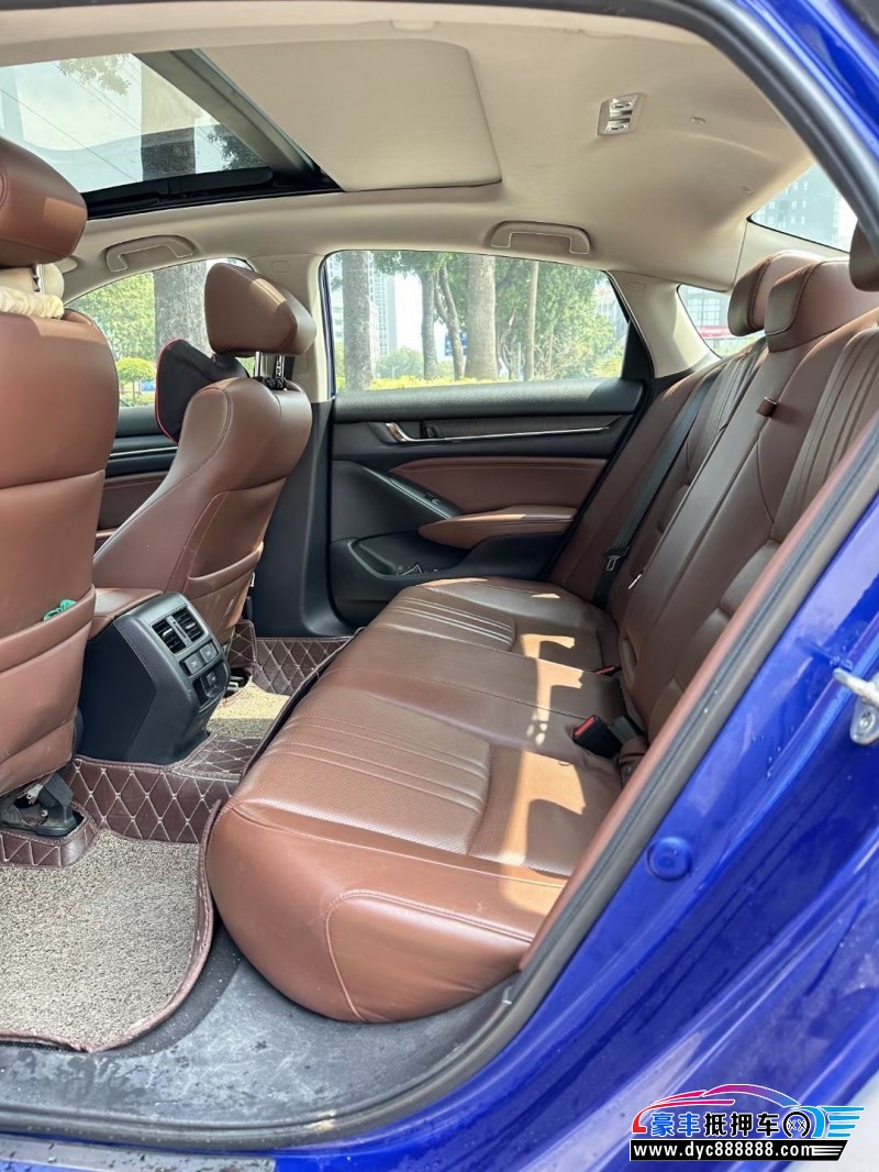 19年本田雅阁轿车抵押车出售