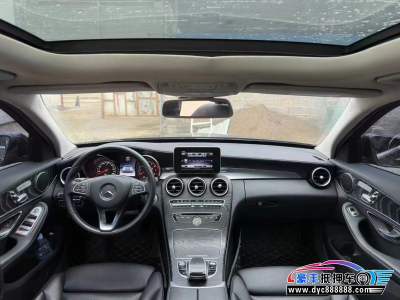 17年奔驰C轿车抵押车出售