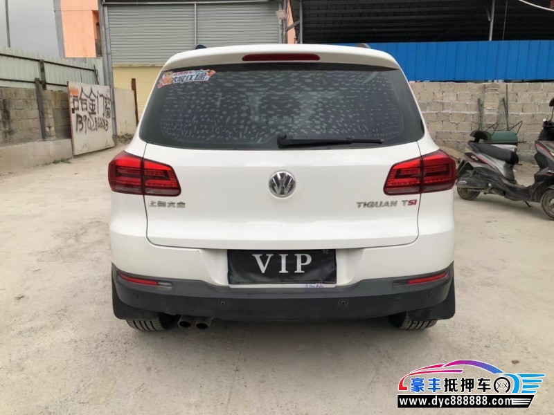 13年大众途观轿车抵押车出售