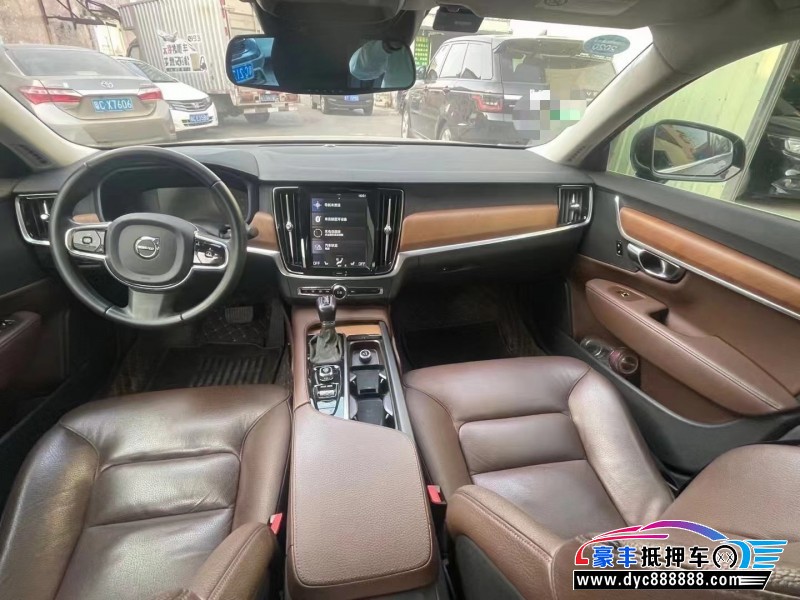 19年沃尔沃S90轿车抵押车出售