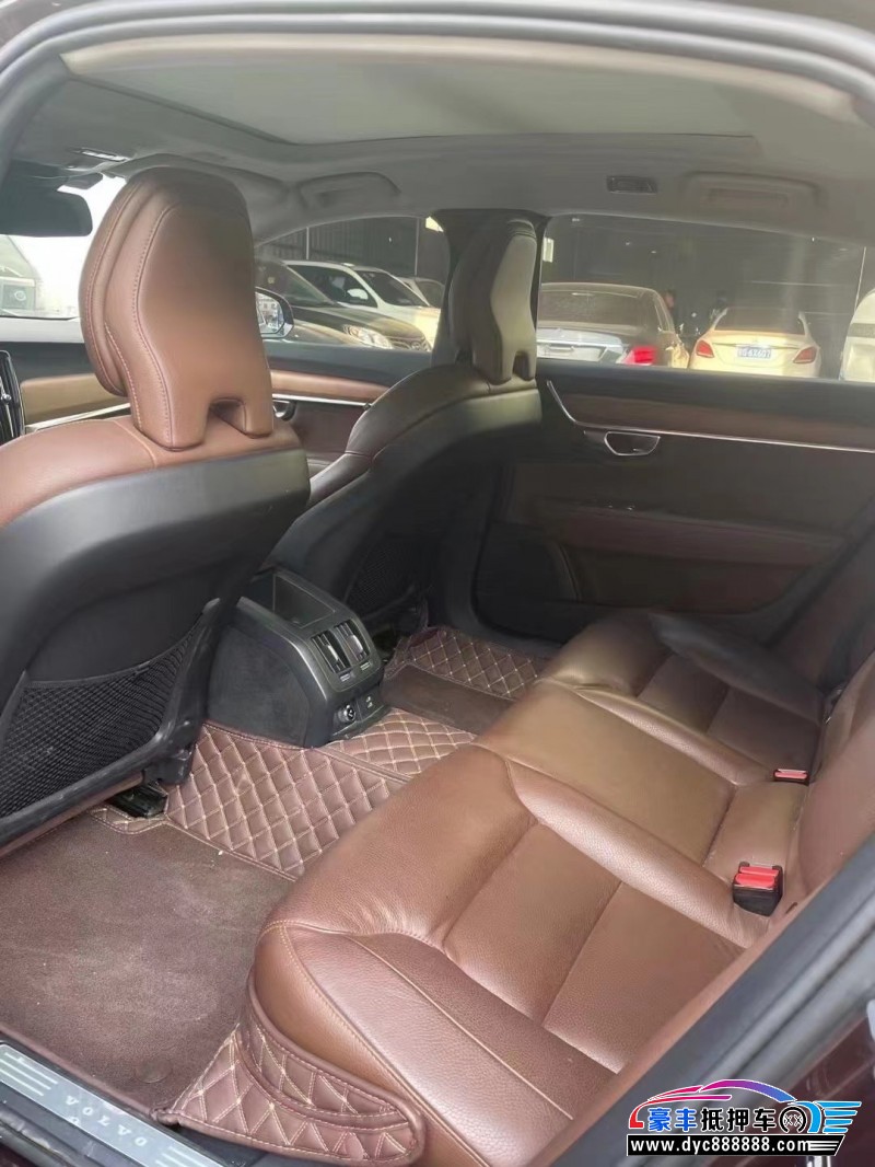 19年沃尔沃S90轿车抵押车出售