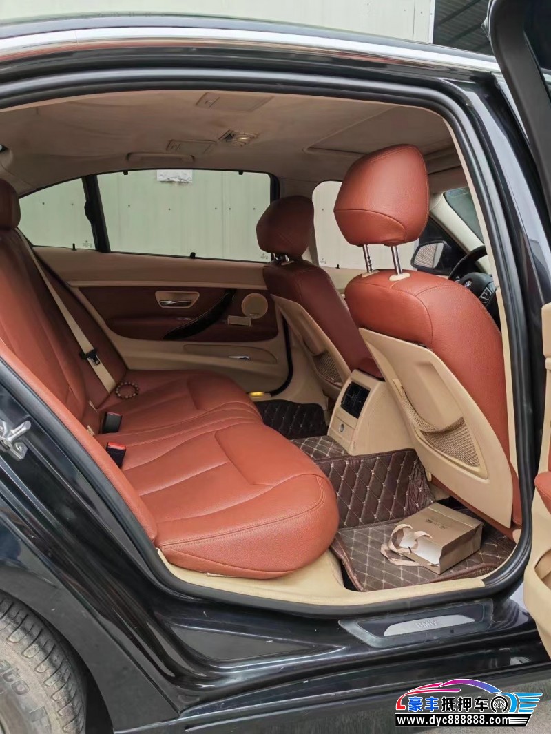 13年宝马3系轿车抵押车出售