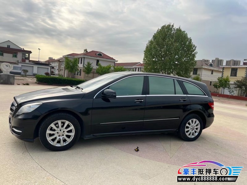 12年奔驰R轿车抵押车出售