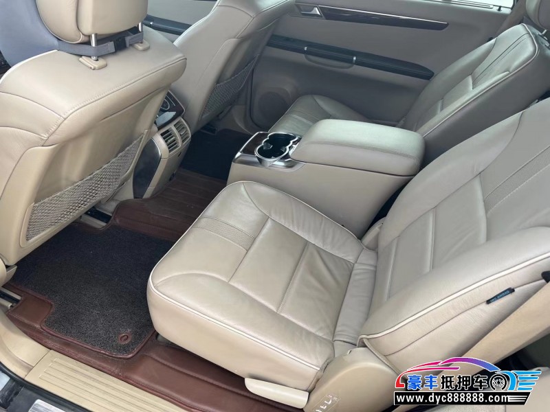 12年奔驰R轿车抵押车出售