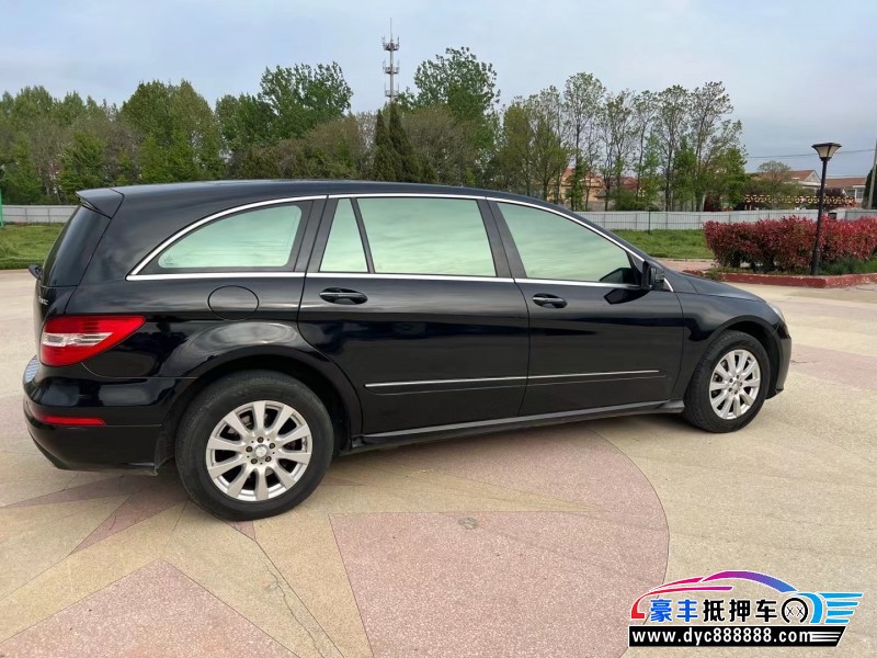 12年奔驰R轿车抵押车出售