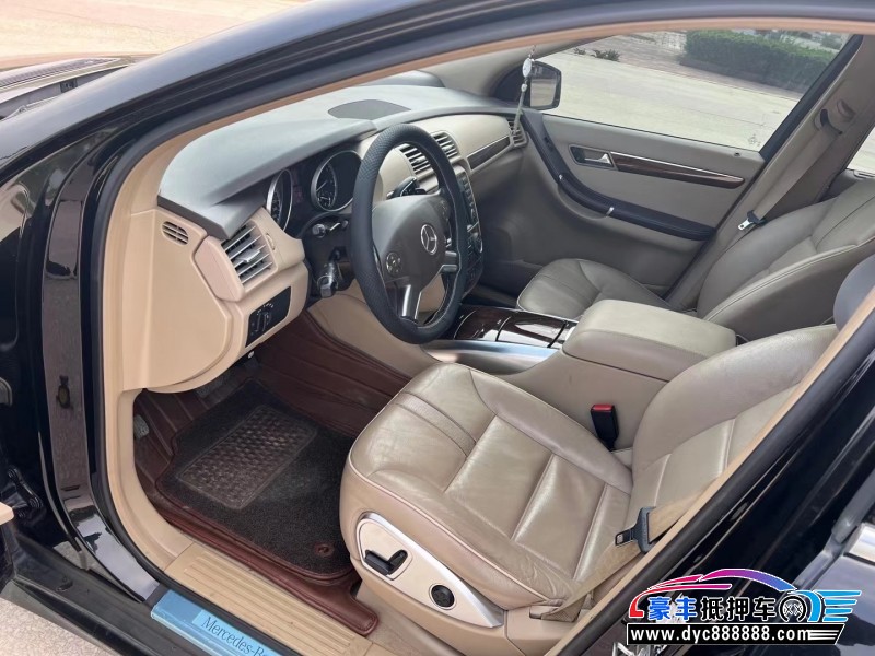 12年奔驰R轿车抵押车出售