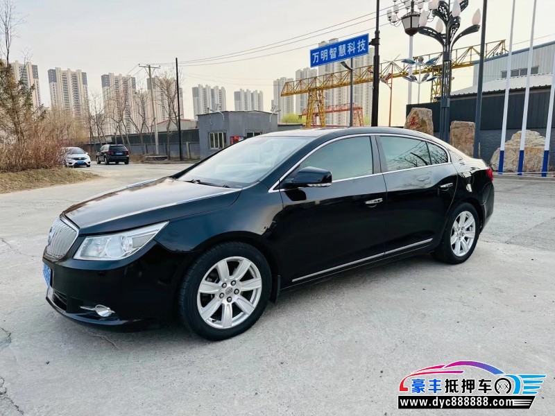 12年别克君越轿车抵押车出售