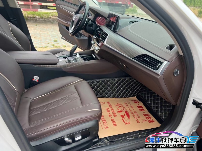 20年宝马5系轿车抵押车出售