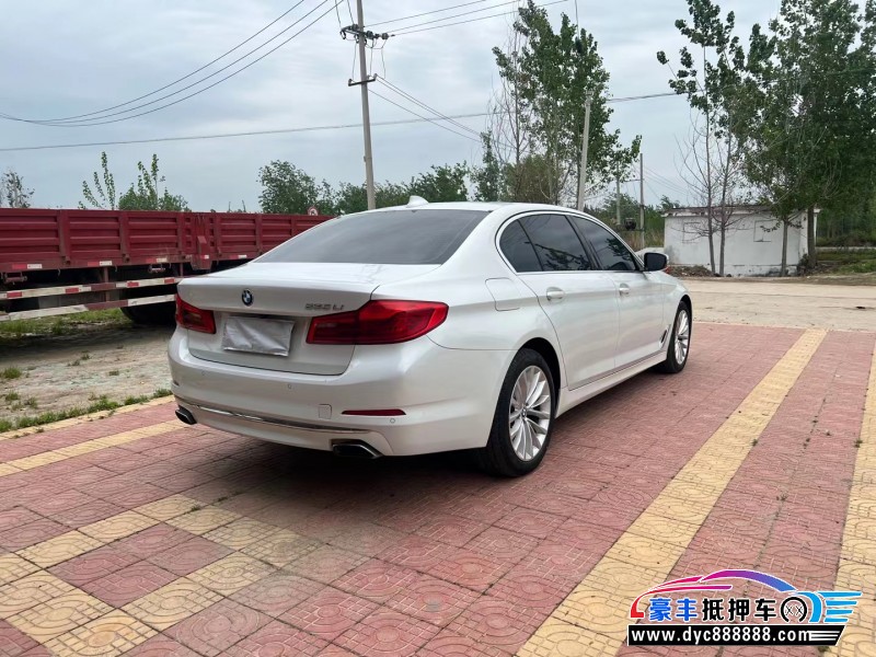 20年宝马5系轿车抵押车出售